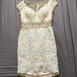 Designer short stunning wedding/prom dress SALE